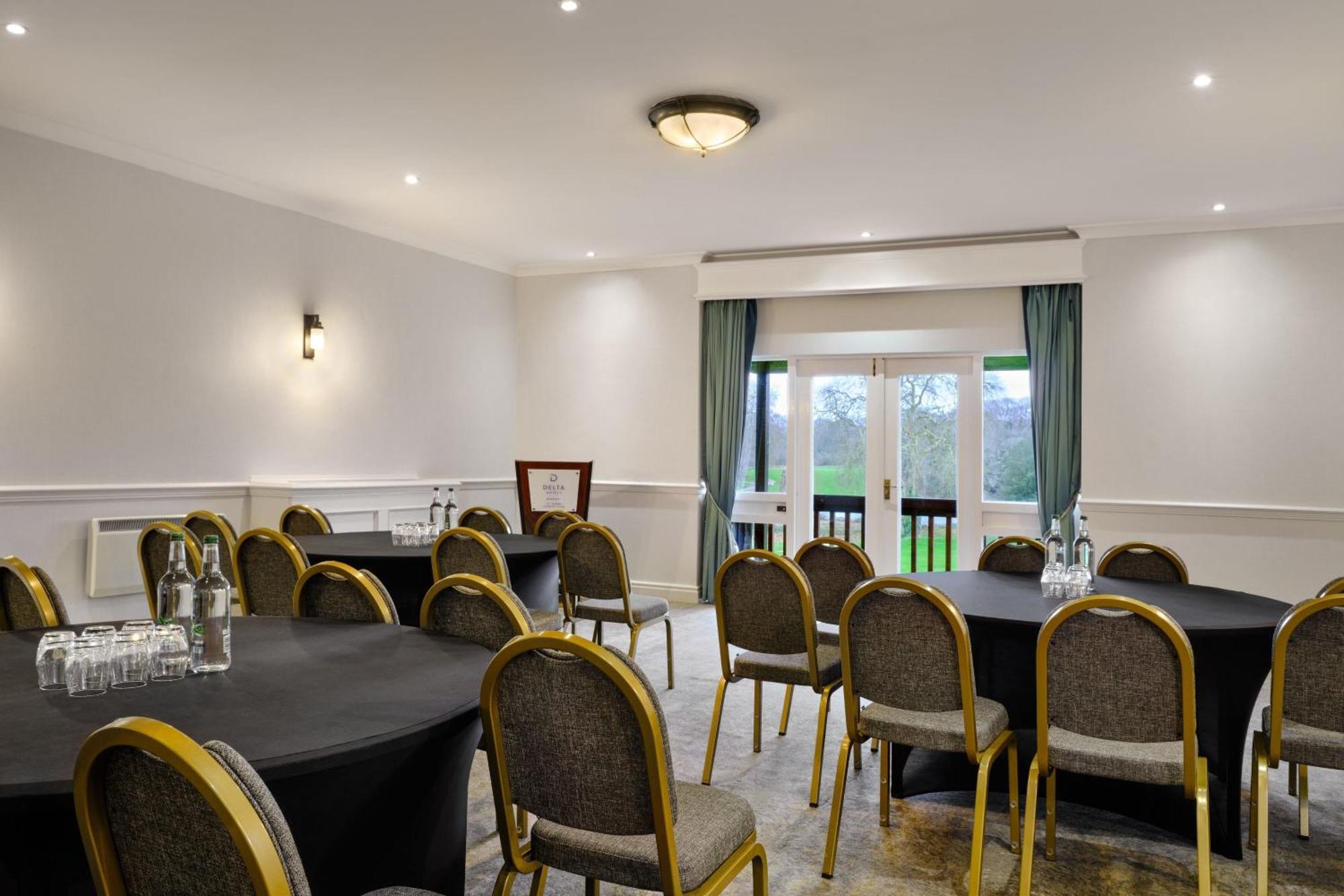 Delta Hotels By Marriott St Pierre Country Club Chepstow Dış mekan fotoğraf