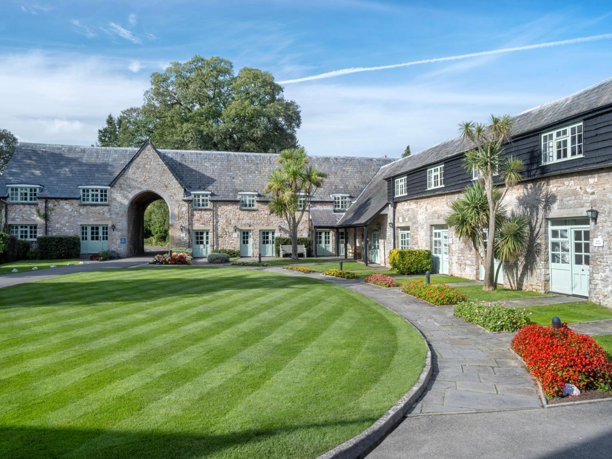 Delta Hotels By Marriott St Pierre Country Club Chepstow Dış mekan fotoğraf