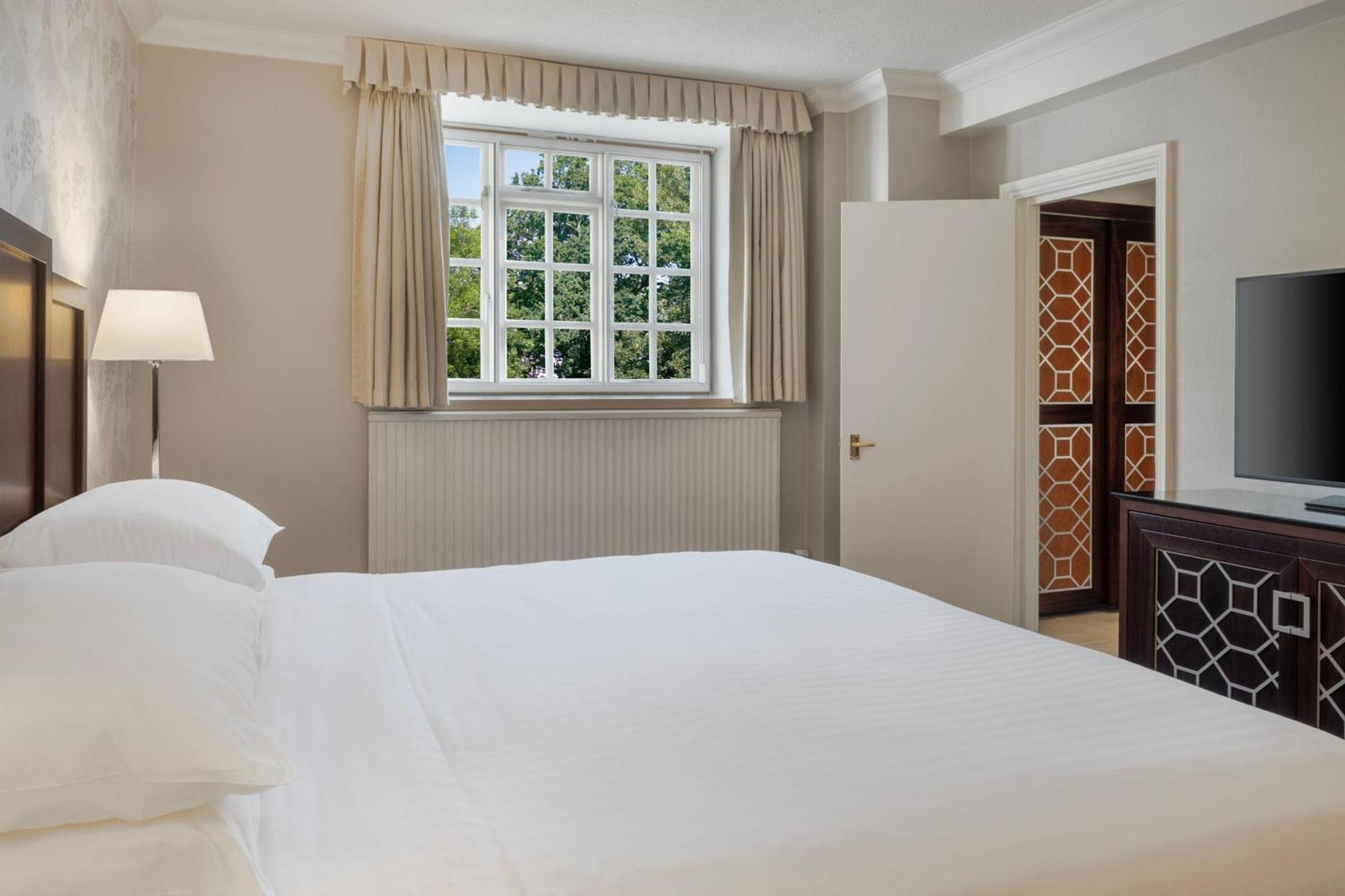 Delta Hotels By Marriott St Pierre Country Club Chepstow Dış mekan fotoğraf